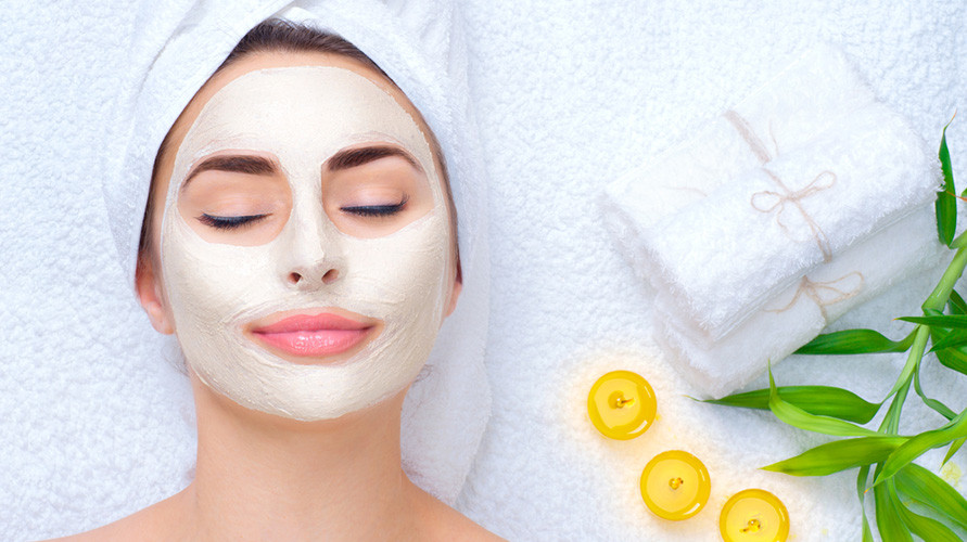 rekomendasi masker untuk beruntusan